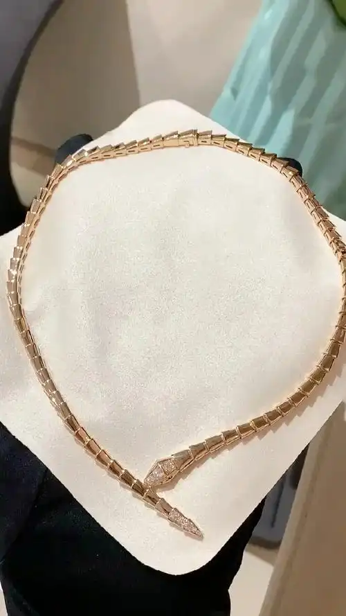 宝格丽 蛇骨项链