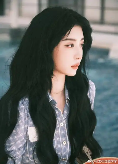 赵小棠好像霸道女总裁##赵小棠清冷仙紫氛围感大片