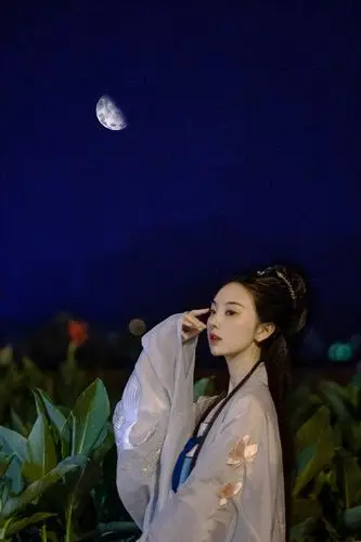 月下古装摄影写真工作室的作品