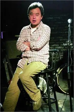 导读:陈升曾做过件很煽情的事,很温馨浪漫……但是,很残酷.