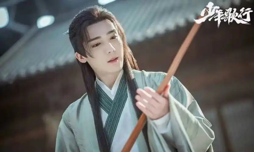 《少年歌行》后,曹煜辰,张维娜再启新作,"苦命姐夫