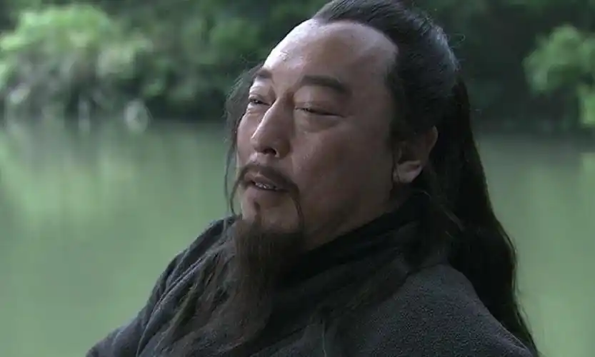 曹操执意杀害17岁神童却留下鹰视狼顾的司马懿这是为什么呢