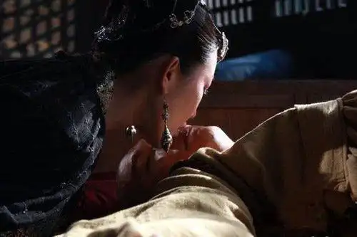 浙版《西游》唐僧有床戏.