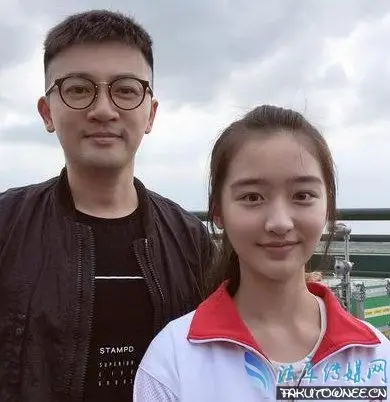 邓恩熙是王俊凯前女友是怎么一回事邓恩熙微博地址及个人资料介绍