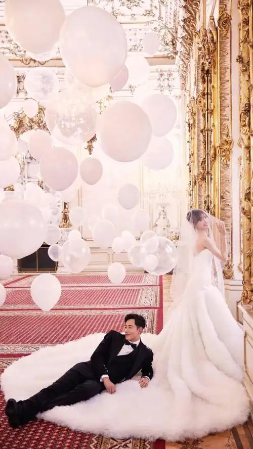 盘点明星宫廷风婚纱照angelababy似冷艳女王zt