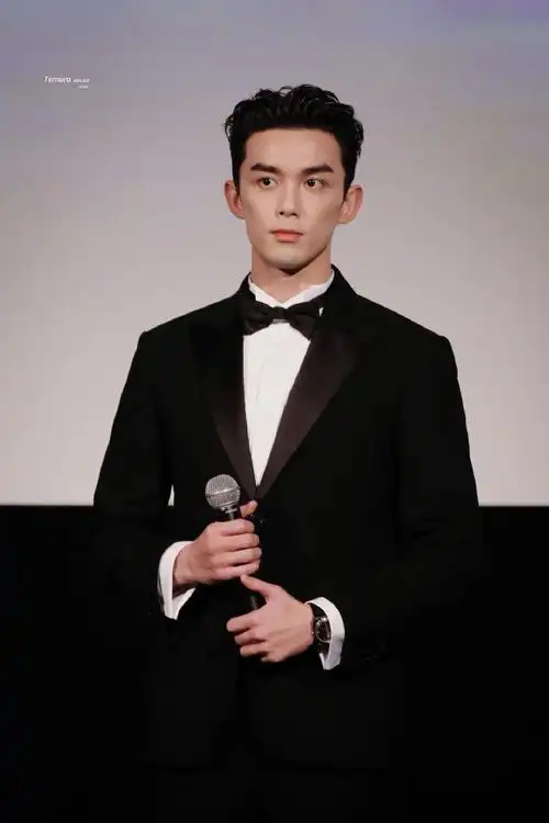 吴磊电影草木人间