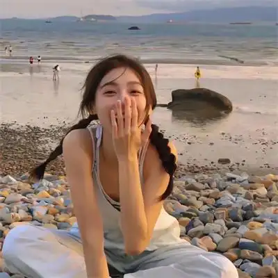 温暖阳光的俏皮可爱女生真人头像 抖音最火的萌妹子清新女头像_女生