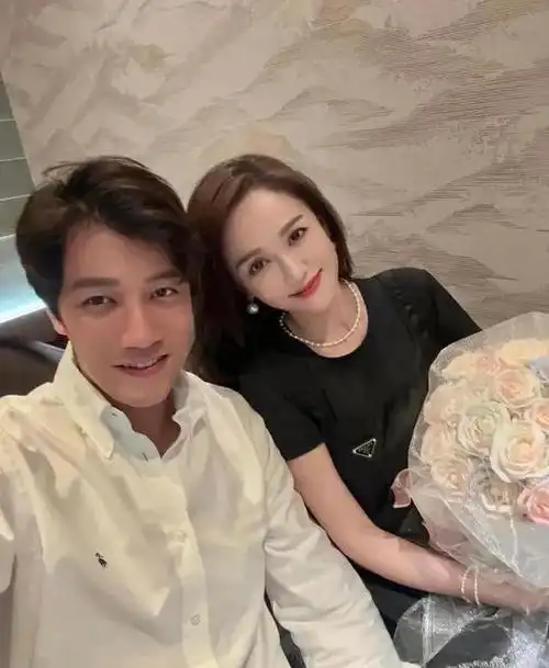 陈乔恩和alan晒照秀幸福,甜喊老公老婆示爱,两人越来越有夫妻相