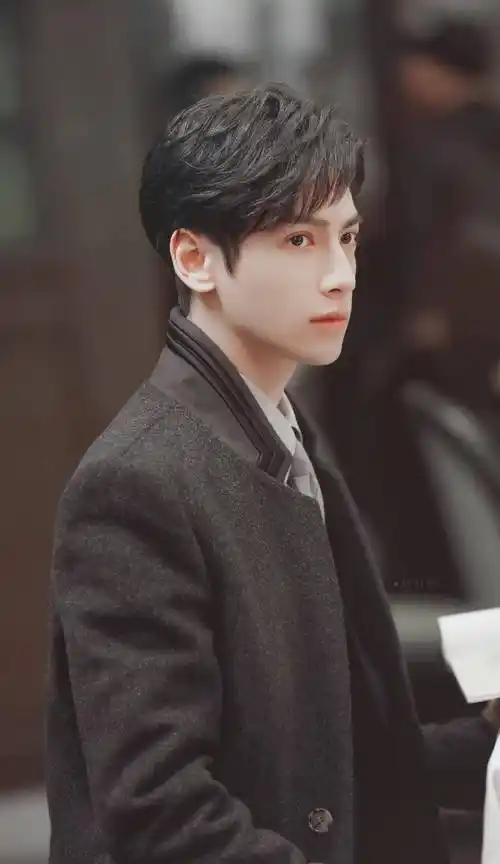 高个脸的男明星,我只服这3位!