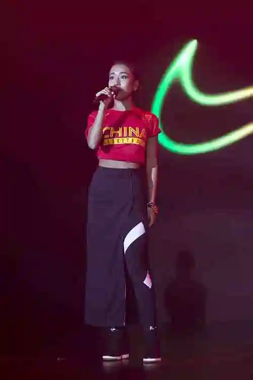 p>吉克隽逸(summer),汉名王隽逸,1988年5月13日出生于 a target="