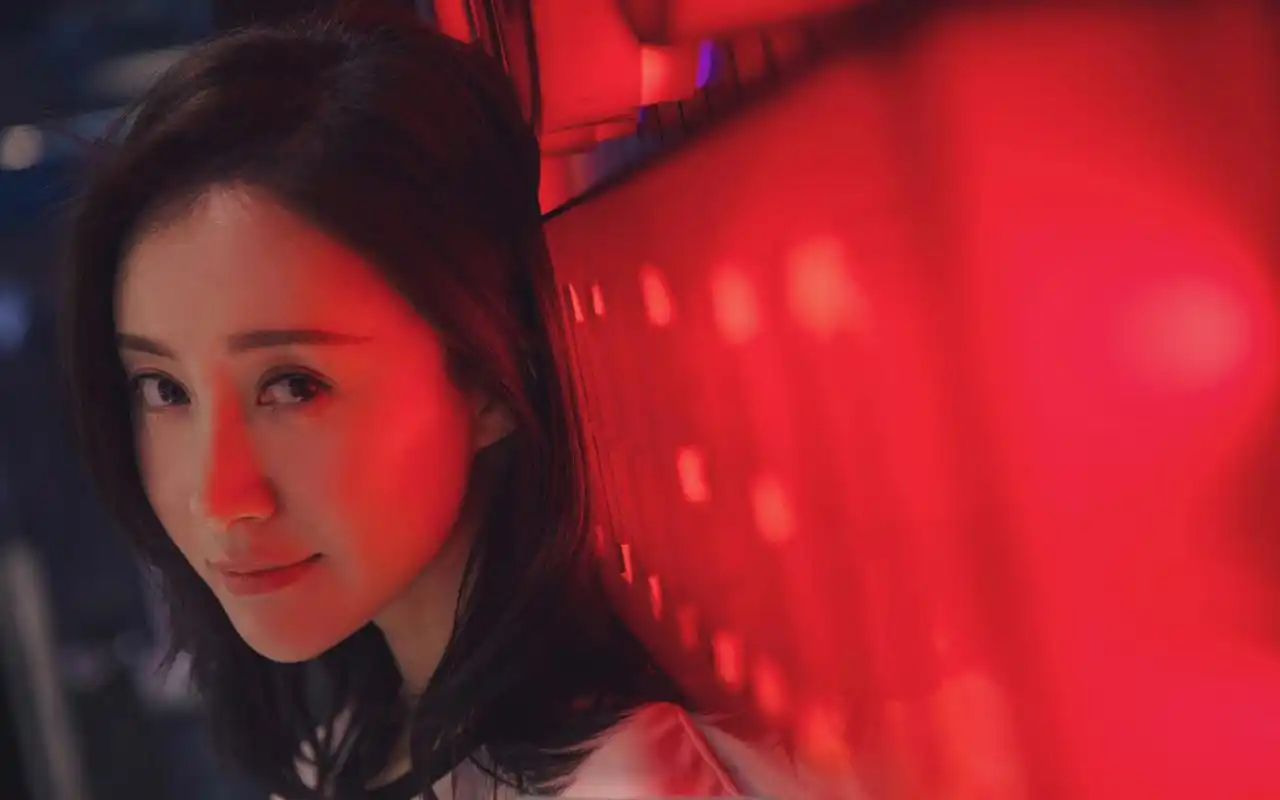 舒畅百变风格时尚街拍图片电脑壁纸