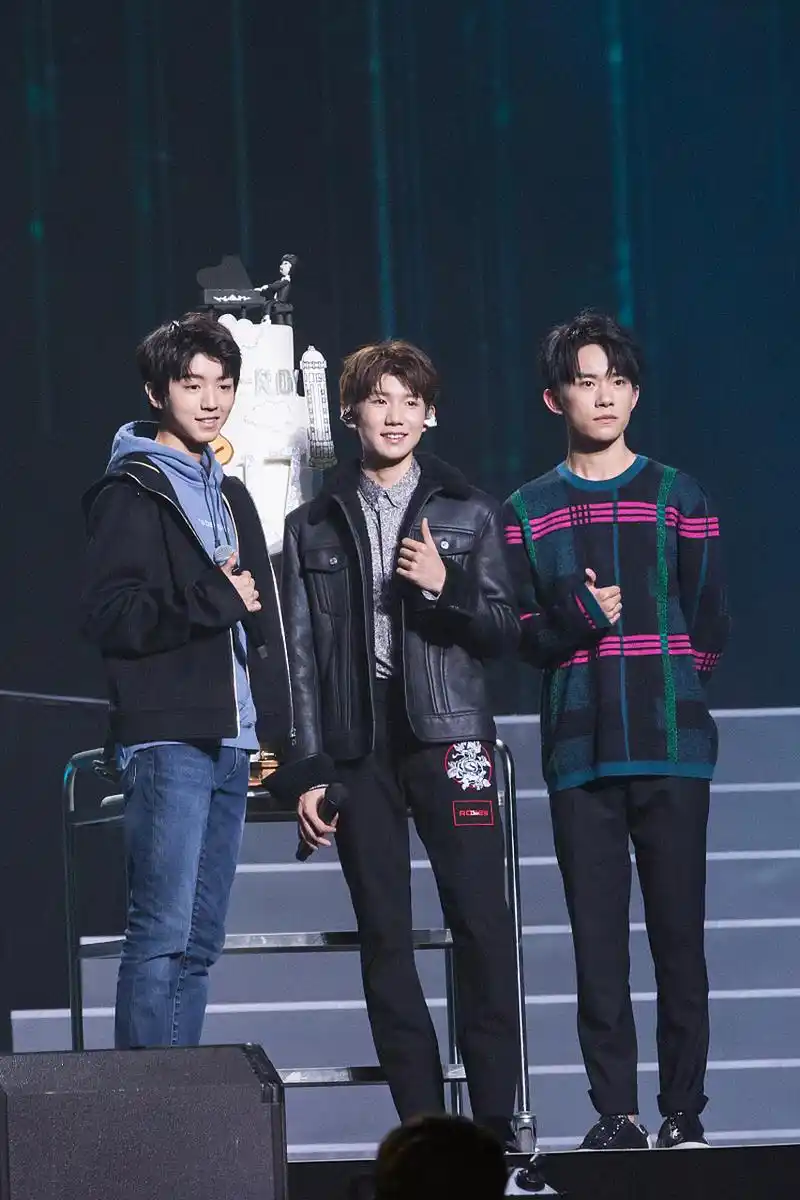 tfboys是谁? 《明天见》将要见些什么? 在文化方面能有些什么意义?