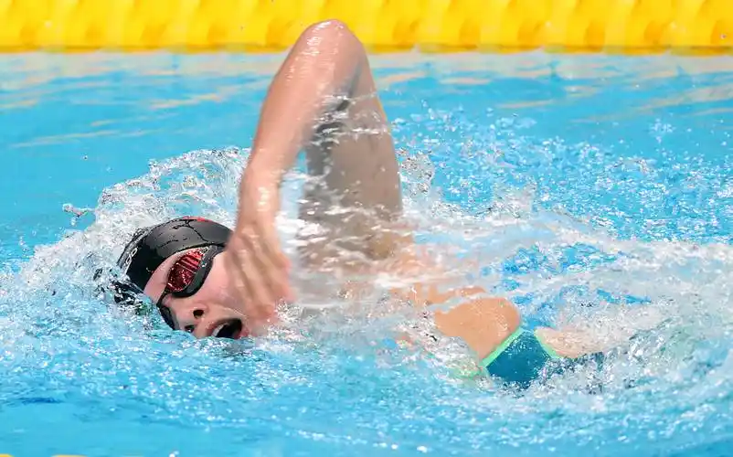 游泳女子400米自由泳预赛赛况