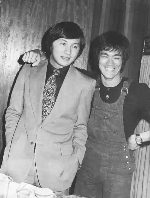 200万片酬的许冠杰,打赢了480万的成龙_麦嘉_电影_嘉禾