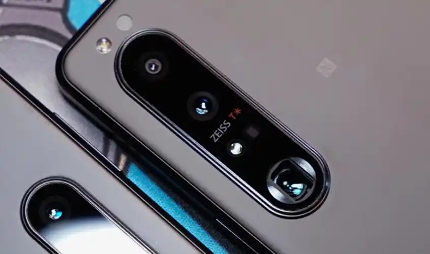 屏幕胜三星拍照赢华为潜望式变焦镜头骁龙888真正体验级鼻祖