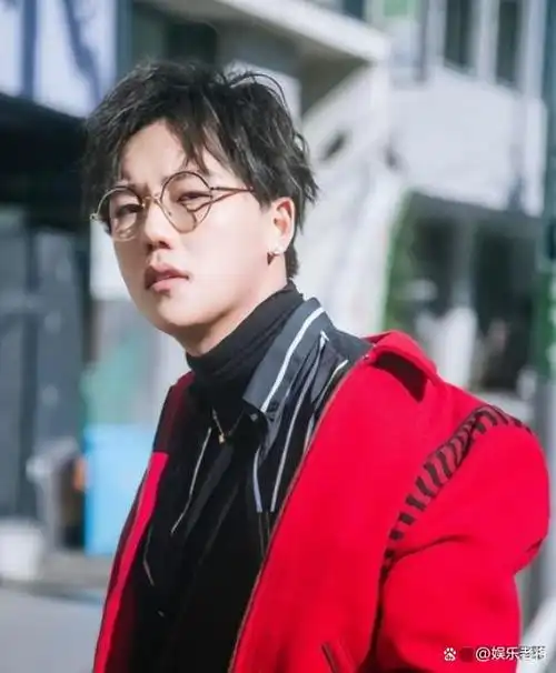 贾玲减肥成功还有错了网友你这减个肥给刘维代表作都减没了