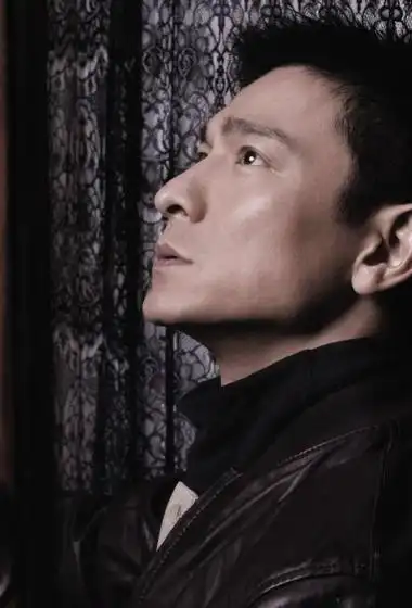 简介:刘德华早年酷帅写真图片,分享一组刘德华图片给大家,图中的明星