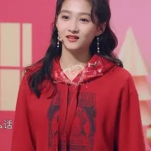 正品tuxee王牌对王牌关晓彤同款红色卫衣印花连帽宽松上衣201