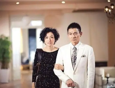 刘德华与郑秀文合演的《盲探》将在戛纳举行首映礼.