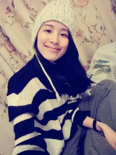 《难得有情人》和电影《逆转流星》,凭借剧中饰演的鹭鹭和宁馨儿给小