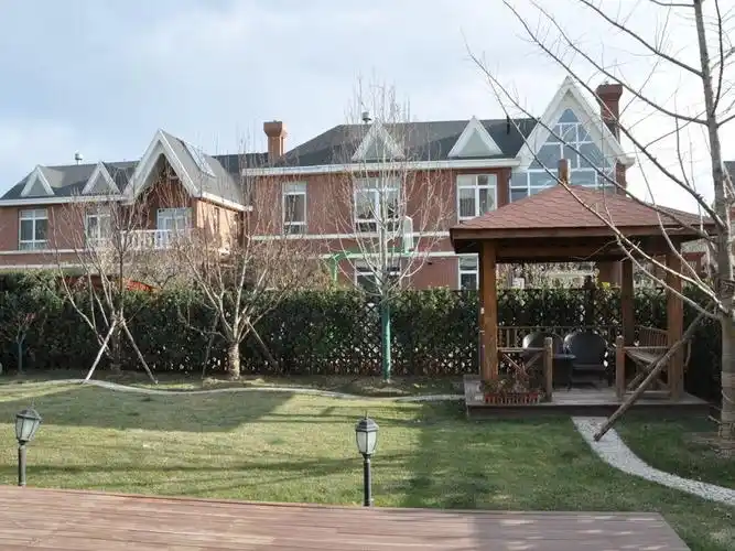 丽嘉花园独栋一层带老人房自主装修地暖精装