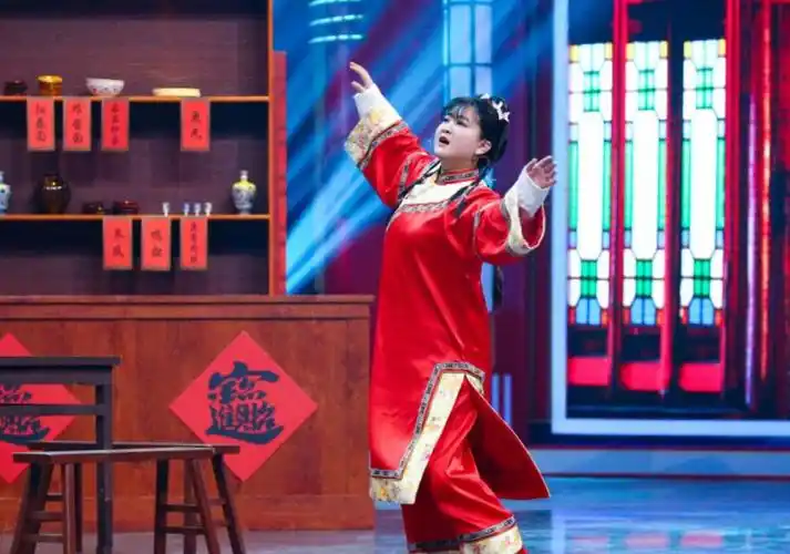 贾玲当了老板后对喜剧的认知直追冯巩白凯南却下滑到了学徒阶段