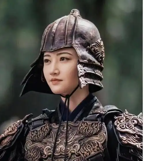 景甜发表大胆言论,引发网友热议,她的变化让人惊讶