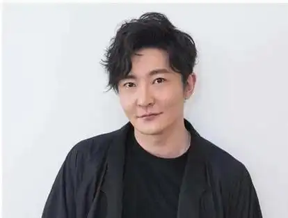 郭京飞鹿鼎记_郭京飞鹿鼎记话剧在哪看_演员郭京飞个人简历 - 抖音