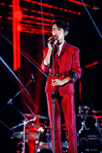 易烊千玺 湖南卫视跨年演唱会