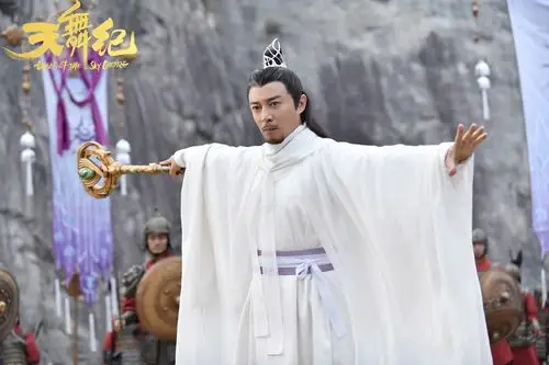 天舞纪热播何中华演绎严师慈父双面反转