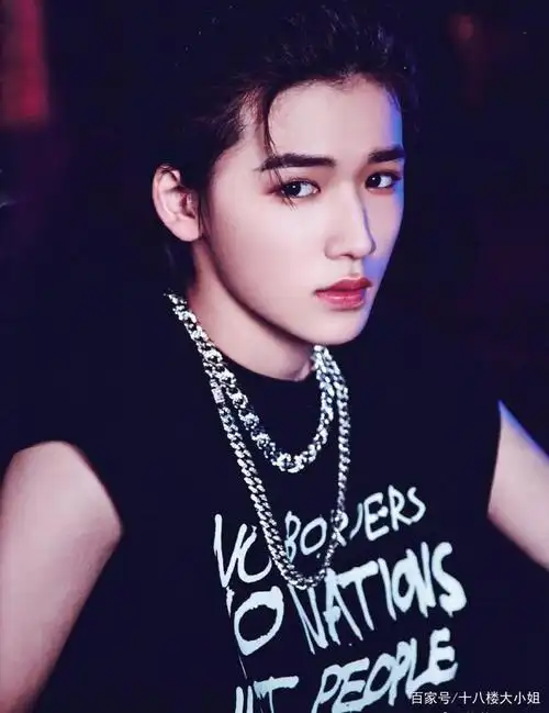 【时代少年团-宋亚轩】没有人能拒绝港风背头的芽芽