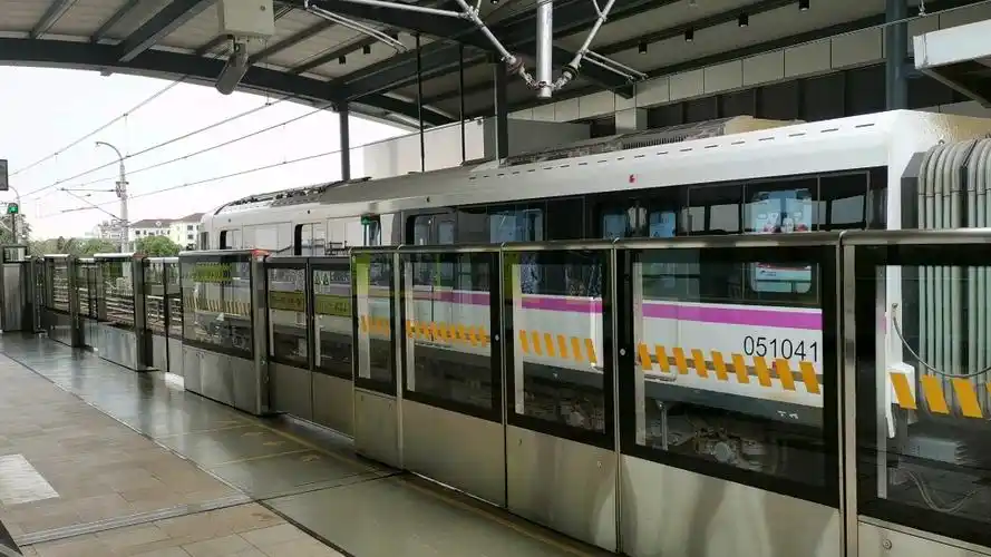 【上海地铁5号线】0524#紫罗兰出北桥站 奉贤新城站方向_哔哩哔哩