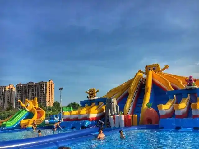 中山大涌蓝天水上乐园￥38=2大1小玩转水上乐园,8000平方超大面积随意