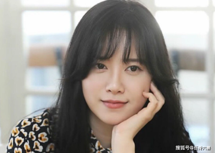 但韩国人的好恶一向简单直白,此番具惠善官宣自己的新恋情,也引发了