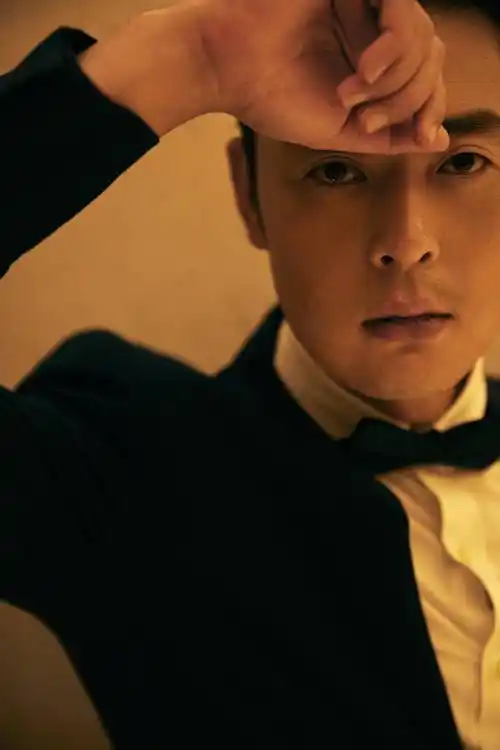 40岁终于成为知名男演员但张桐说自己永远是学生丨人物