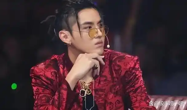 吴亦凡监狱斗殴视频被泄露,暴徒太多,凡凡的生活并不