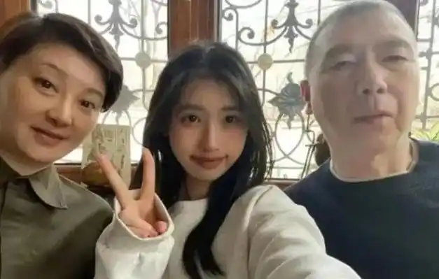 神似小s二女儿?|小s|徐帆|沈星|陈凯歌|张艺谋_网易订阅