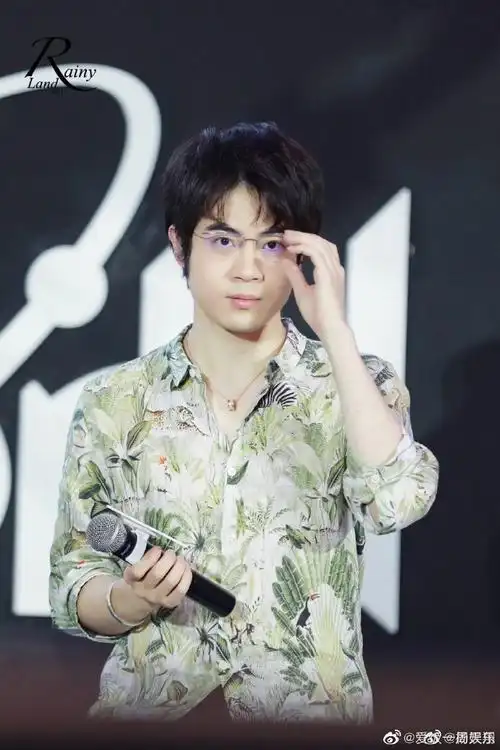 国创动画和薇娅梦幻联动#人气cv@杨天翔@西呱双薇娅强强联手,好期待