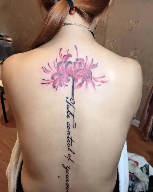 彼岸花纹身图片_背部新传统纹身图案