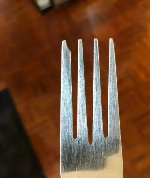 28个奇怪的发现,绞尽脑汁后,网友给出了答案|杯子|叉子|金属|木盒