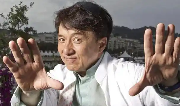 成龙70岁生日这天,江湖地位,人情世故,在他身上体现的淋漓尽致