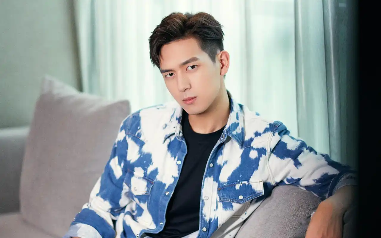 李现高冷帅气写真图片桌面壁纸