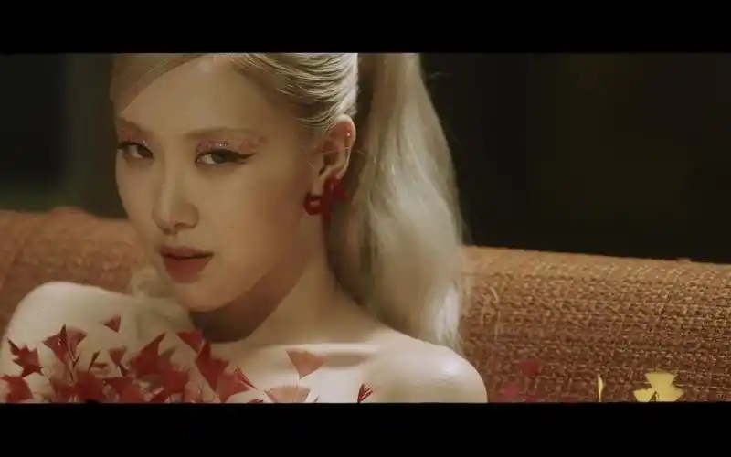 blackpink朴彩英 gone mv 高清