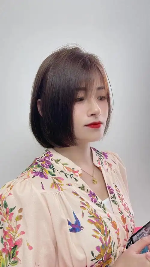 3种美到上瘾女发,利落瘦脸真时尚,喜欢吗|发型|短发|染发|减龄_网易订