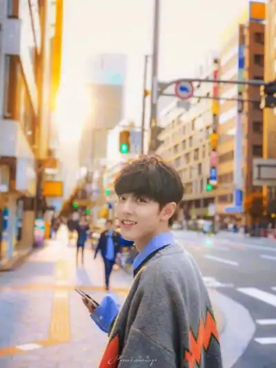 肖战× 日本五两甜