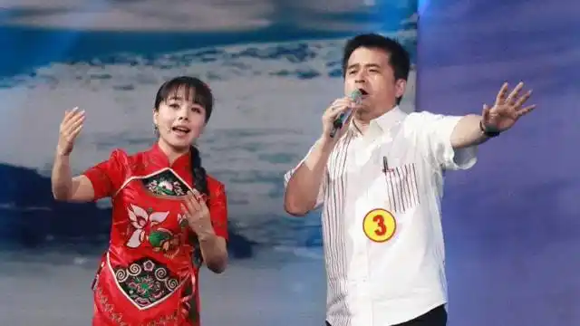 《爱是你我》王二妮和毕福剑合唱,让人留恋,老毕现在生活还好吗