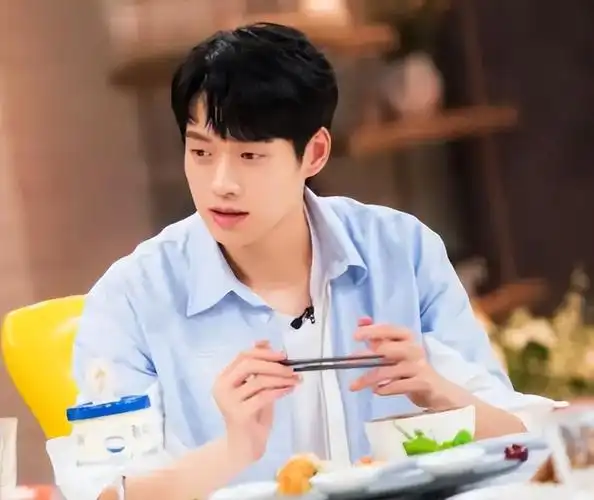 魏大勋个人资料及作品("综艺专业户"魏大勋,到底是怎么火起来的?