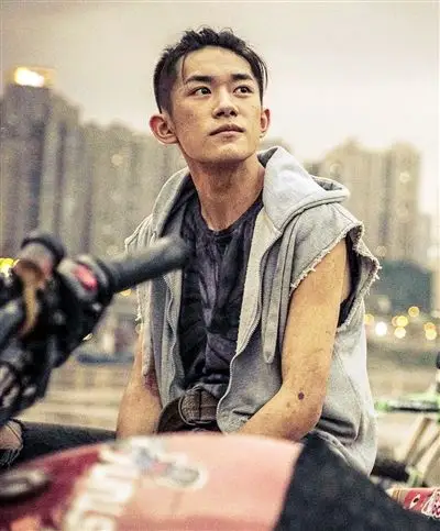 易烊千玺《少年的你》剧照