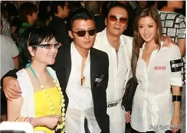 谢贤不慎说漏嘴张柏芝三胎生父浮出水面谢家父子知情已久