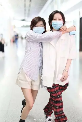 给李斯丹妮04一个机会